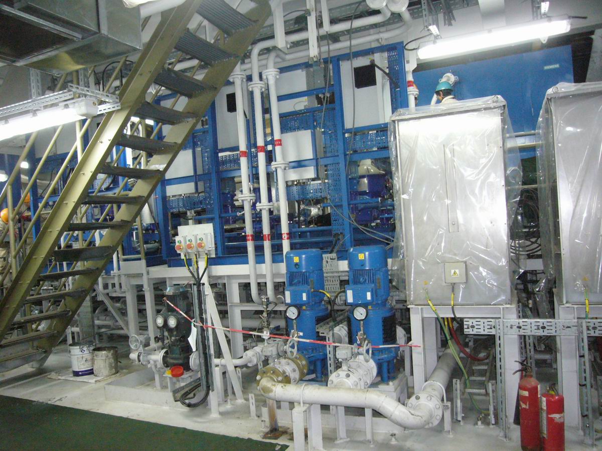  www.3k.ltd·船舶交易网海洋平台·钻井平台·浮动平台·生活平台·发电船·PSV·OSV·LNG Module 南通运维处找船,找货网,船舶寄售,船舶求购发布,开具船舶交易发票二手船舶信息船用造水机海洋平台·钻井平台·浮动平台·生活平台·发电船·PSV·OSV·LNG Module找船,找货网,船舶寄售,船舶求购发布,开具船舶交易发票 